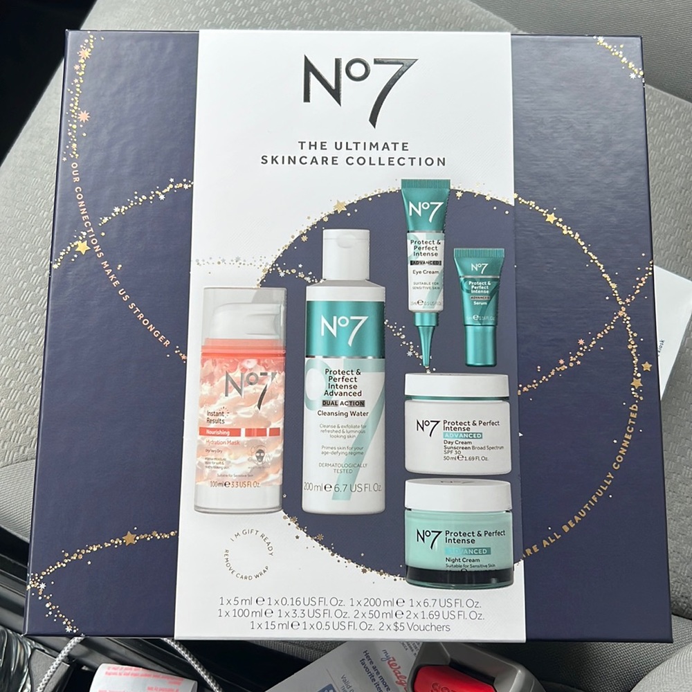 No 7 The Ultimate Skincare Collection